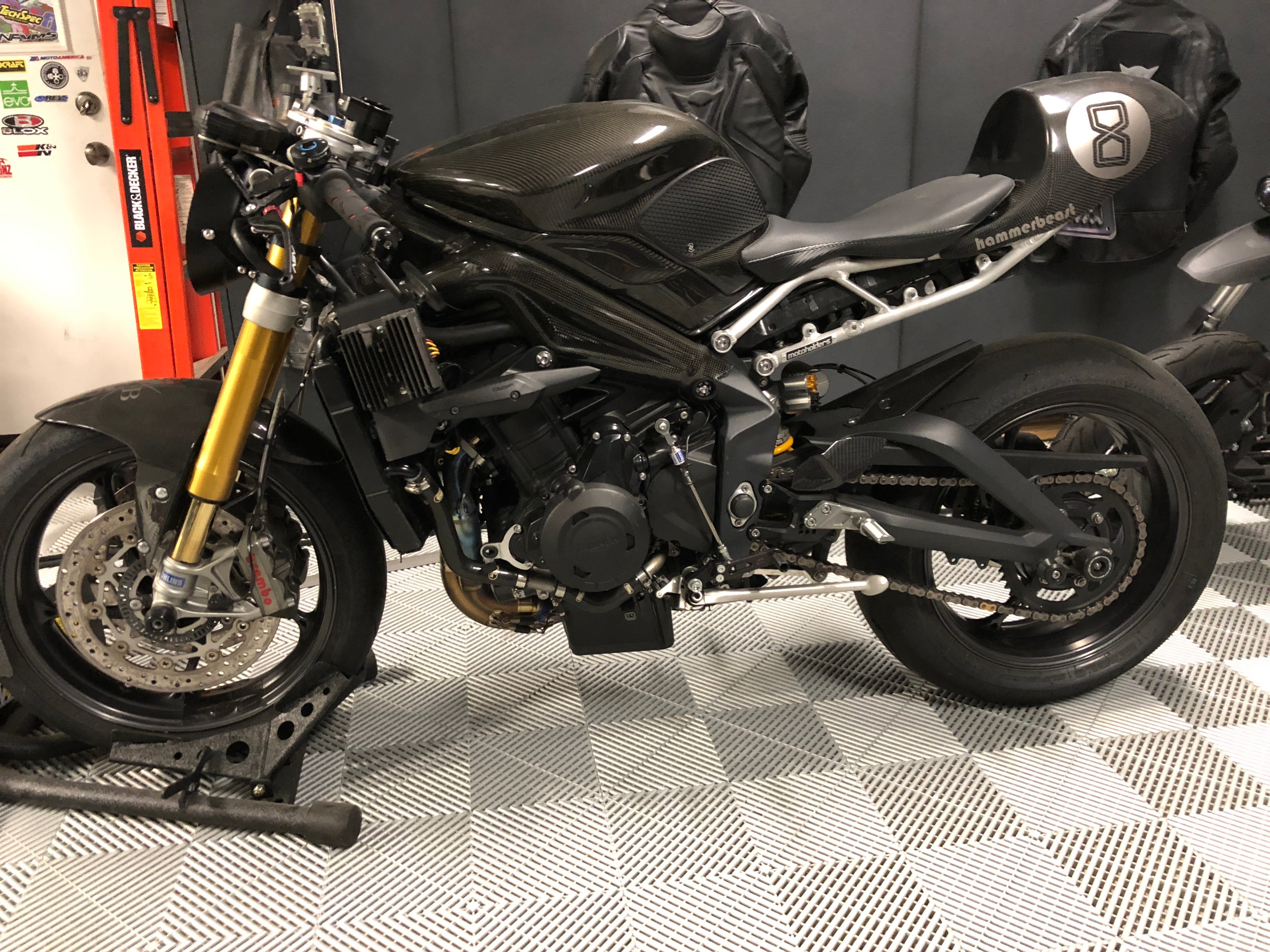 Triumph 675R Cafe Racer photo 20